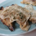 大雅 - ・「ギョウザ(¥400)」の中身アップ。