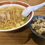 仙台中華そば 銘店嘉一 本店 - 中華そば　ランチAセット鶏飯
