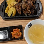 牛角焼肉食堂 - 熟成カルビ焼き定食