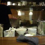 Ebaramachi Shinatetsu - オイラの麺を茹でる店主