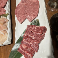 熟成ホルモン・山形牛 炭火焼肉 牛語 - 