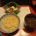 三養荘 - 桜海老炊き込み御飯