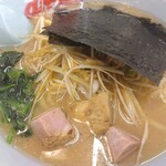 山岡家 - 醤油ネギラーメン（アップ）