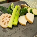 但馬牛とぼく 焼肉処 坐 - 