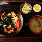 とりやしき - カラマヨ丼定食