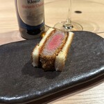 炭火焼肉 なかはら - ヒレカツサンドとWeltenburger Kloster Barock Dunkel