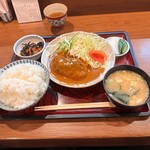 Wafuu Riyouri Suzumoto - 日替り ハンバーグ定食