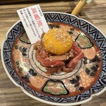 本気焼肉 肉とめし 肉寿司 - ユッケ