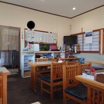 白木屋 - 店内の様子