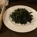 驛の食卓 - 地元の漁師さんたちが一番美味しい食べ方と教えてくれたそうです。