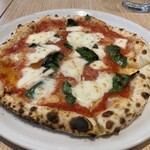 Pizzeria Nora - マルゲリータ