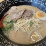 Hidekiyo Ramen - とんこつしょうゆラーメン810円税込