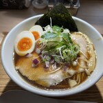 中華そば 上田製麺店 - 濃厚しょうゆ 大盛 特製チャーシュー