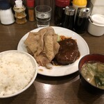 キッチン大正軒 - ハンバーグとしょうが焼き定食(1,200円)