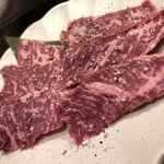 ホルモン 焼肉 一六八 - 