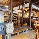 Antique&Cafe Annola - 店内