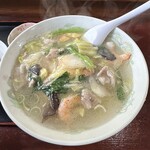 中華飯店菜家 - エビそば