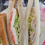 サンドイッチハウス メルヘン - 料理写真:ブランクリームチーズサーモン、金ごまごぼうサラダ