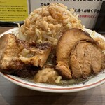 236198266 - 【2024.2.24(土)】ラーメン（麺250g・豚2枚・野菜300g・全部普通）900円→500円