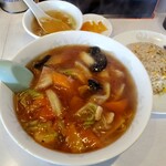 柳華亭 - 広東らーめん＋半チャーハン