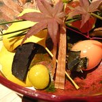 くろぎ - 八寸（ゆべし・銀杏・ばちこ・柿玉子）