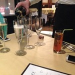 Patisserie ＆Restaurant Amour - 2014/1/10　スタートは泡から♪