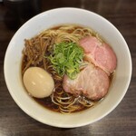 かしわぎ - 醤油ラーメン 味玉