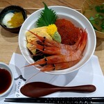 割烹の宿 櫻家 - 日替わりランチ　甘えびとイクラ丼