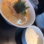 麺diner糸 - 冬季限定みそらーめん＋ライス！