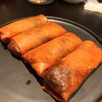 イタリアン チャイナバル村塾 - たっぷり黒毛和牛のパリパリ春巻き