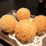 イタリアン チャイナバル村塾 - 熱々の胡麻団子♡