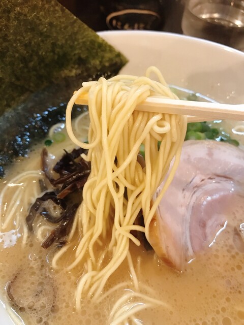 博多豚骨ラーメン よかいち - 横手（ラーメン）の写真