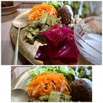金時 黃土 - ◆「紅甘藍醃菜」「香料炒蘑菇」「胡蘿蔔沙拉」。香料炒蘑菇非常美味。