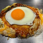 Chinchikurin - お好み焼き
                        うどん肉玉
                        目玉焼きトッピング