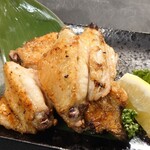 居酒屋花むすび - 料理写真:手羽先の炙り