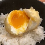 博多天ぷら やまや - 半熟卵