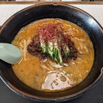 八百半飯店 - 料理写真:炸醤坦々湯麺　900円