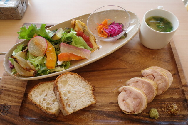 畑のみえるレストラン Earth（アース） - 高子（洋食）の写真