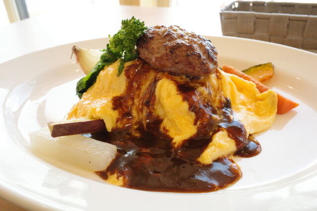 畑のみえるレストラン Earth（アース） - 高子（洋食）の写真