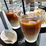 カフェテラス トリコロール - 