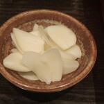 わらやき屋 龍馬の塔 - ナマのニンニクスライスは、私はアレルギーでスル〜（笑）