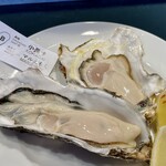 牡蠣や 粋 - 生牡蠣食べ比べ　Bセット　¥1350