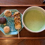和茶房 うの - 香取だんごとみたらし団子