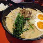 東麺房 - 「白ごまラーメン」780円也。＋「半ライス」80円也。半ライスは8割りライスって感じでボリュームあり。
