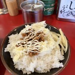 IEKEI KANSAI 王道家直系 我道家 - 無限ニンニクマヨ掛け、生姜添え