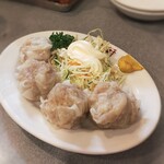 来集軒 - 焼売は鉄板！