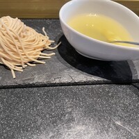 Shangri-La’s secret 表参道店 - 