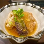 とり囲 - お通しの鶏と茄子のみぞれ和え
