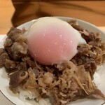 おいっちゃ - しぐれ煮と温玉　賞を取る卵に丁寧な下処理の和牛