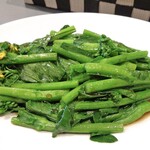 家庭料理とワインの店 Kuwabara - アスパラ菜の広東風温菜